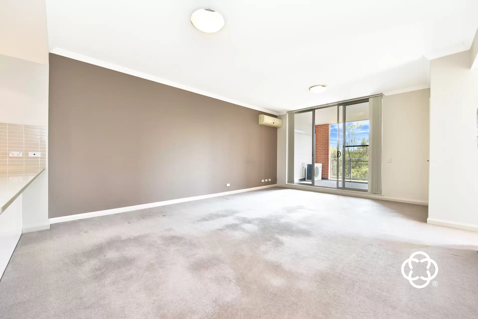 416/21 Hill Road, Wentworth Point Leased by Chidiac Realty - image 1