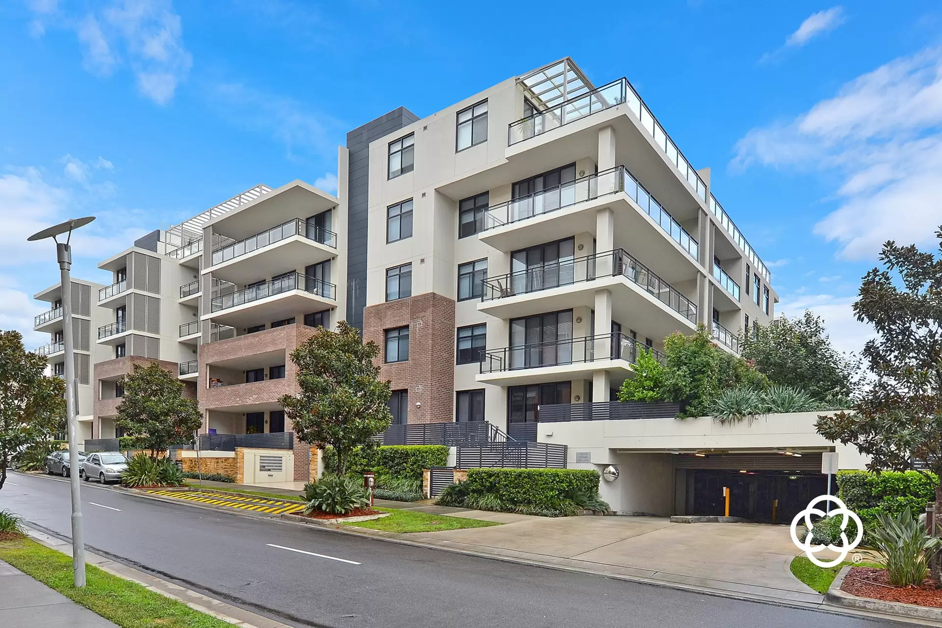 338/21 Marine Parade, Wentworth Point Leased by Chidiac Realty - image 1