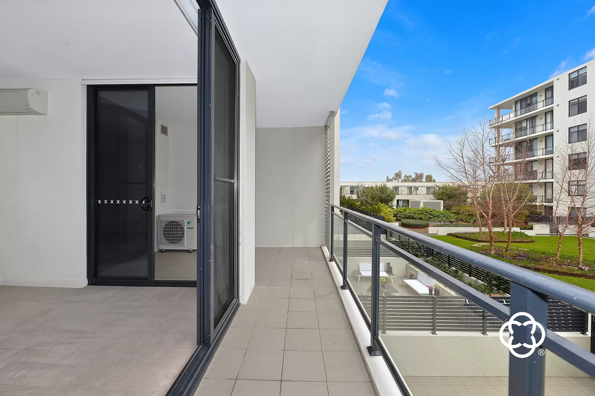 338/21 Marine Parade, Wentworth Point Leased by Chidiac Realty - image 1