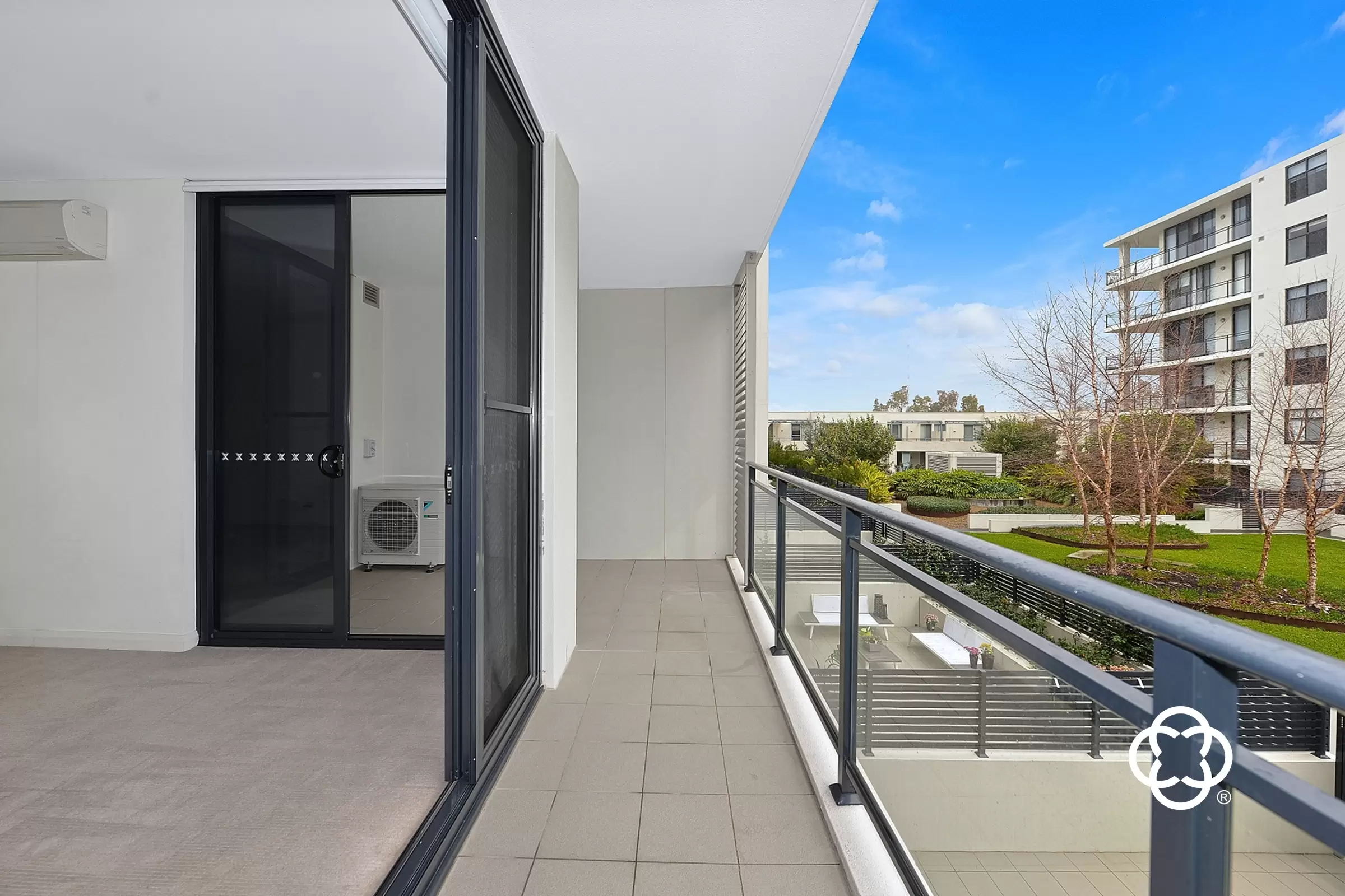 338/21 Marine Parade, Wentworth Point Leased by Chidiac Realty - image 1