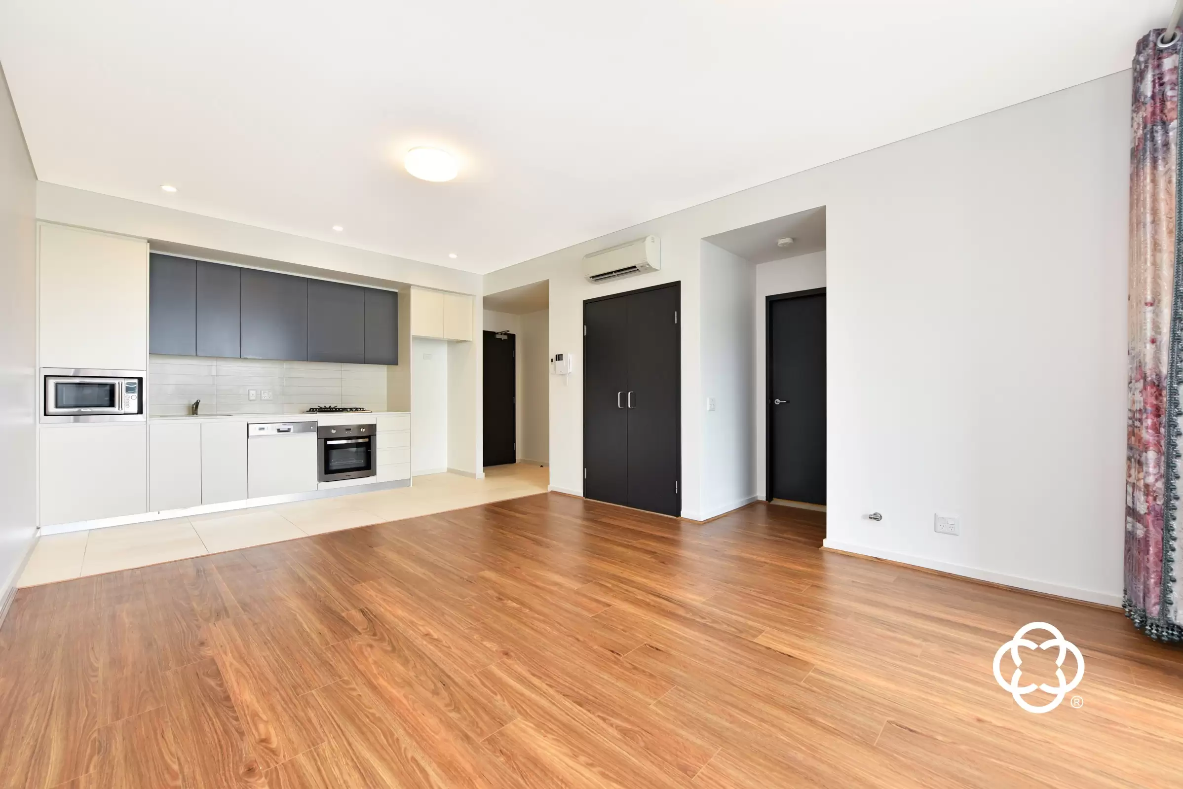 611/15 Baywater Drive, Wentworth Point Leased by Chidiac Realty - image 1