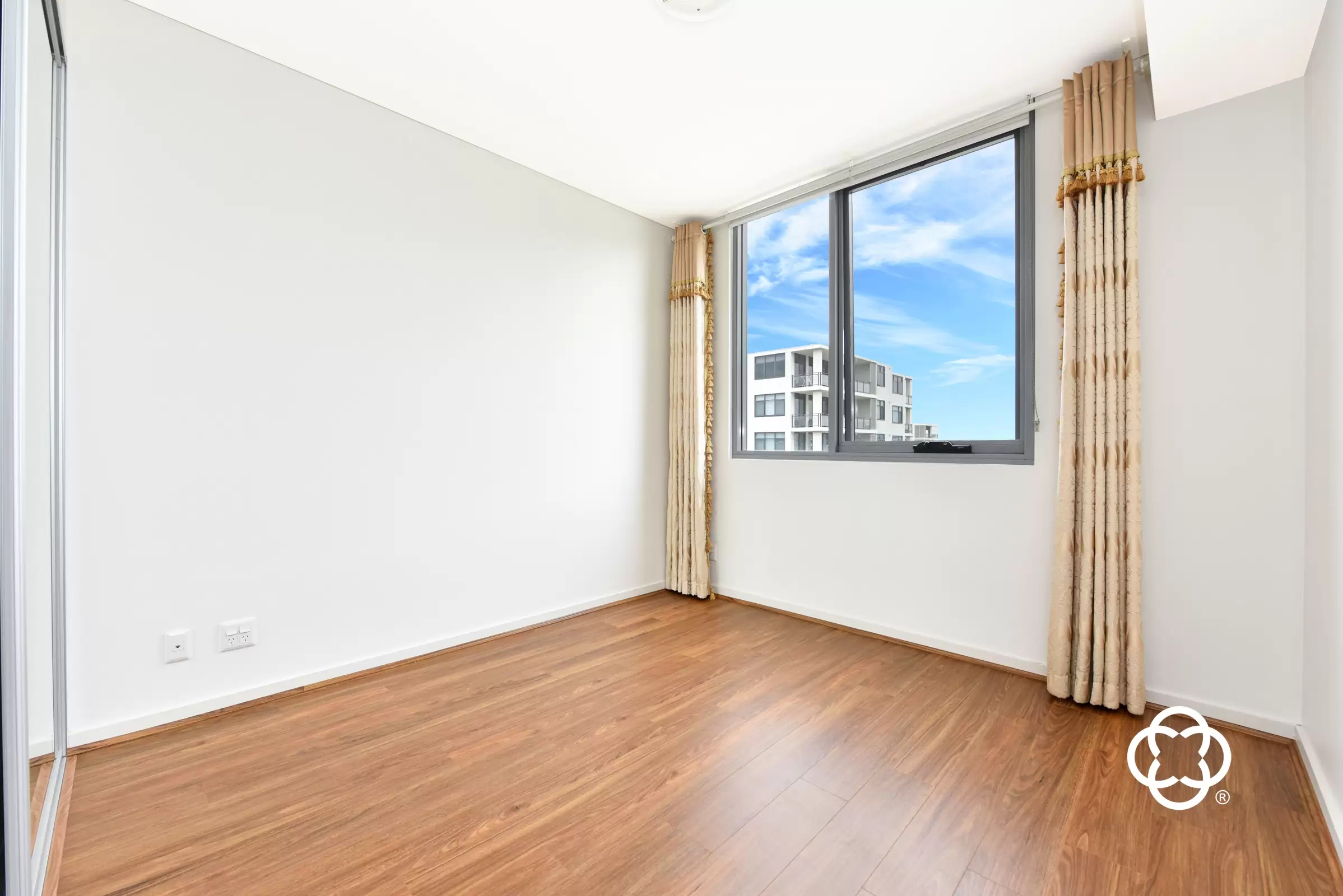 611/15 Baywater Drive, Wentworth Point Leased by Chidiac Realty - image 4