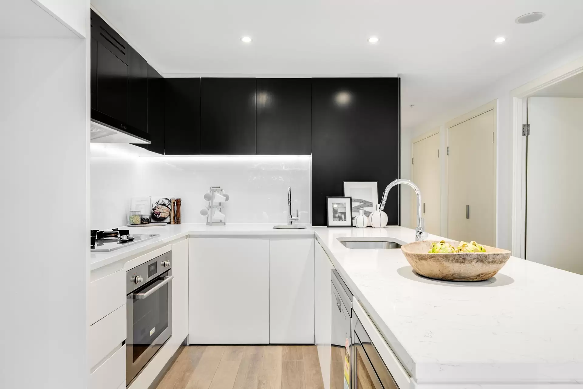 714/11 Wentworth Place, Wentworth Point Sold by Chidiac Realty - image 1