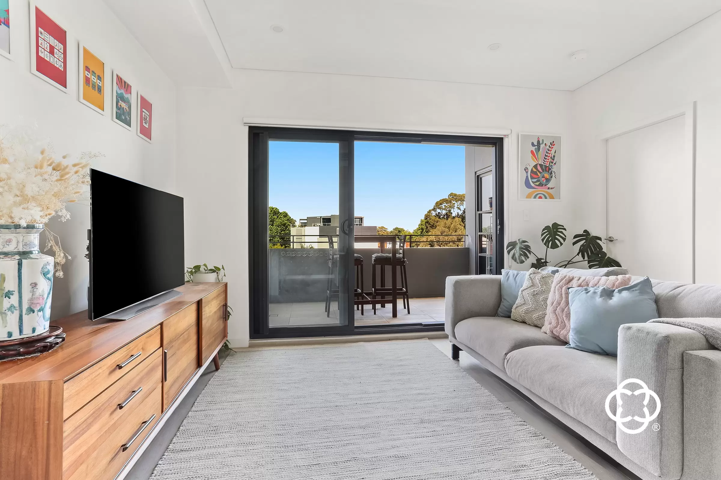 307/19 Robey Street, Mascot Leased by Chidiac Realty - image 1