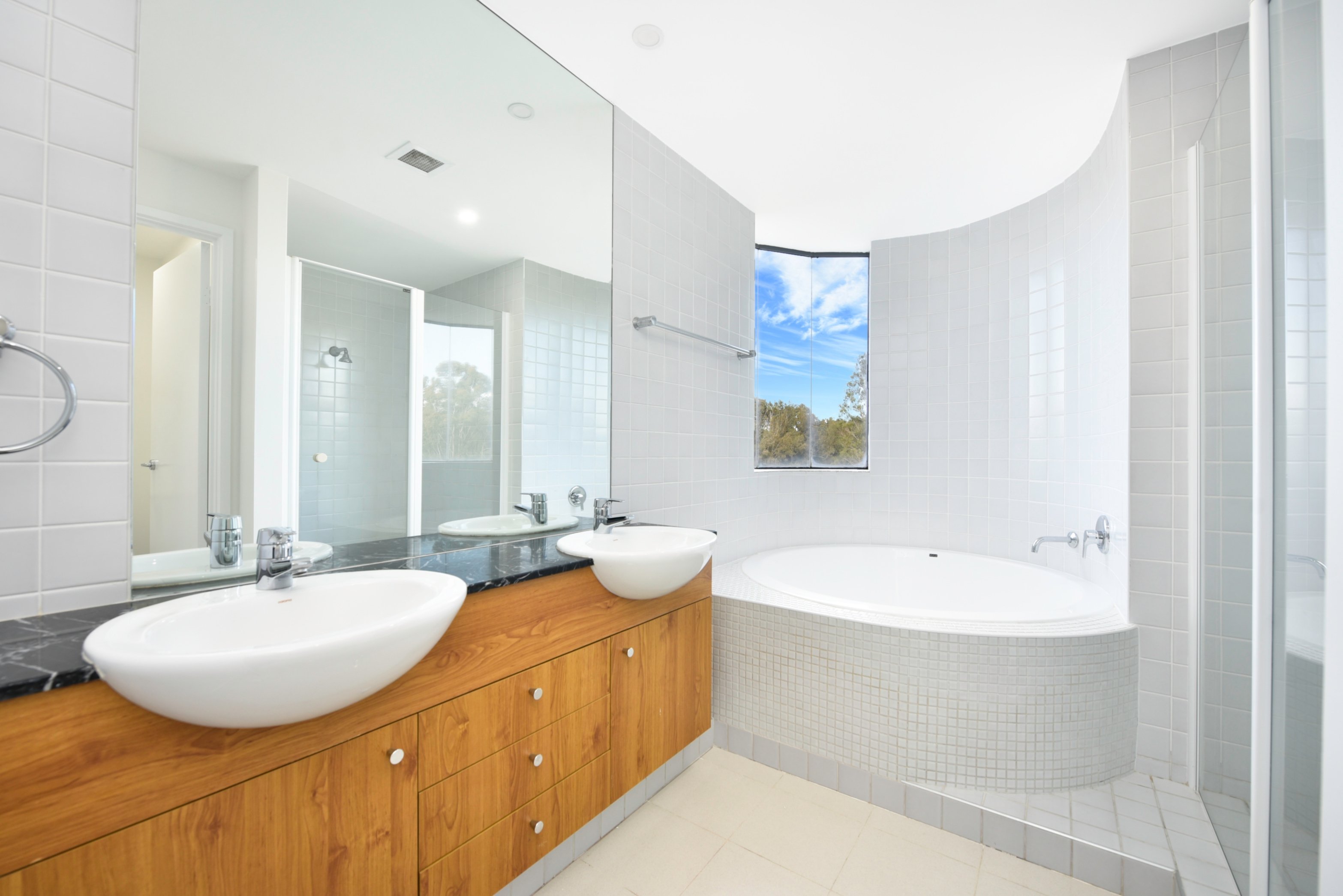 73/29 Bennelong Parkway, Wentworth Point Leased by Chidiac Realty - image 6