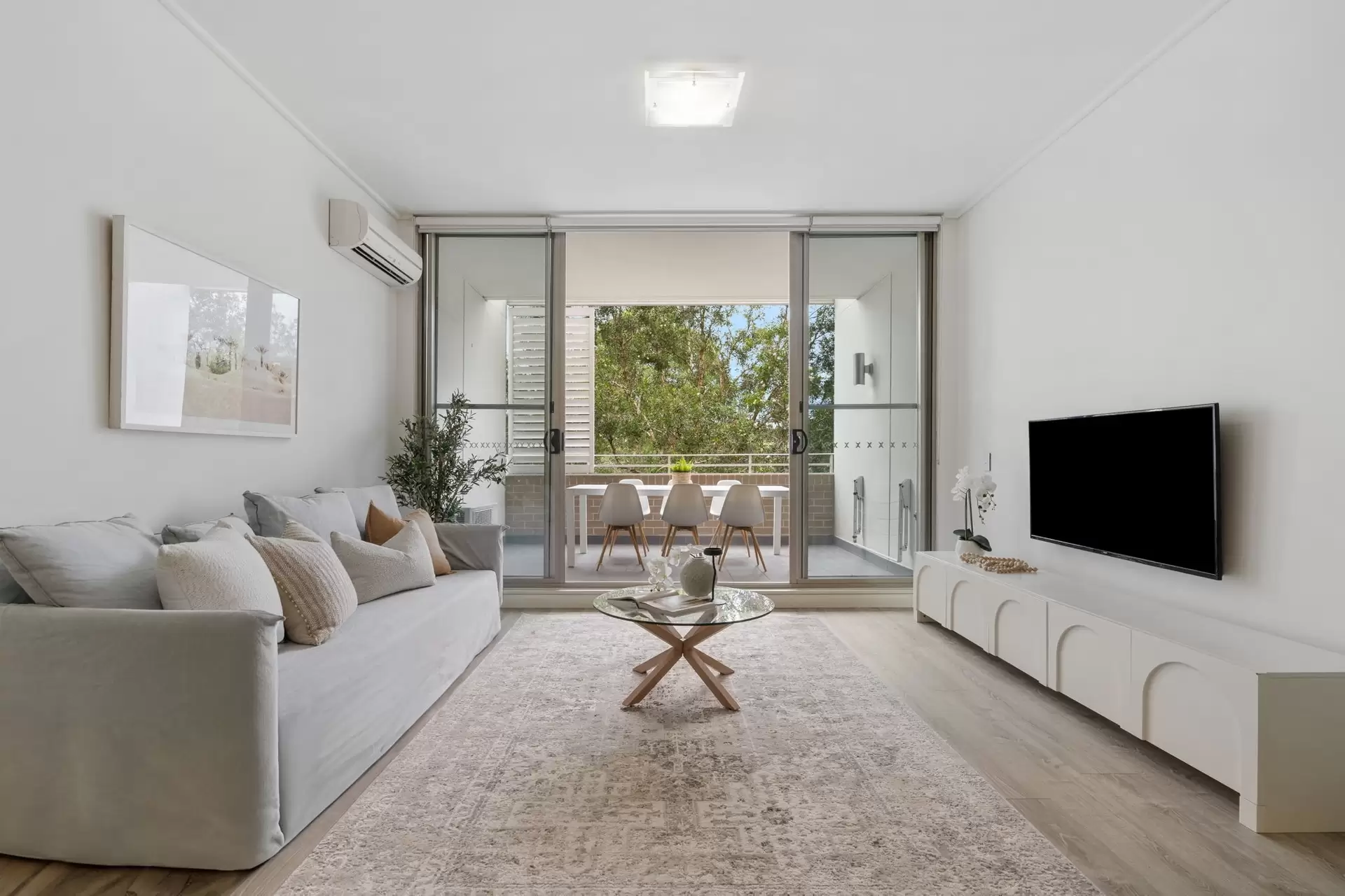 306/19 Hill Road, Wentworth Point Sold by Chidiac Realty - image 1