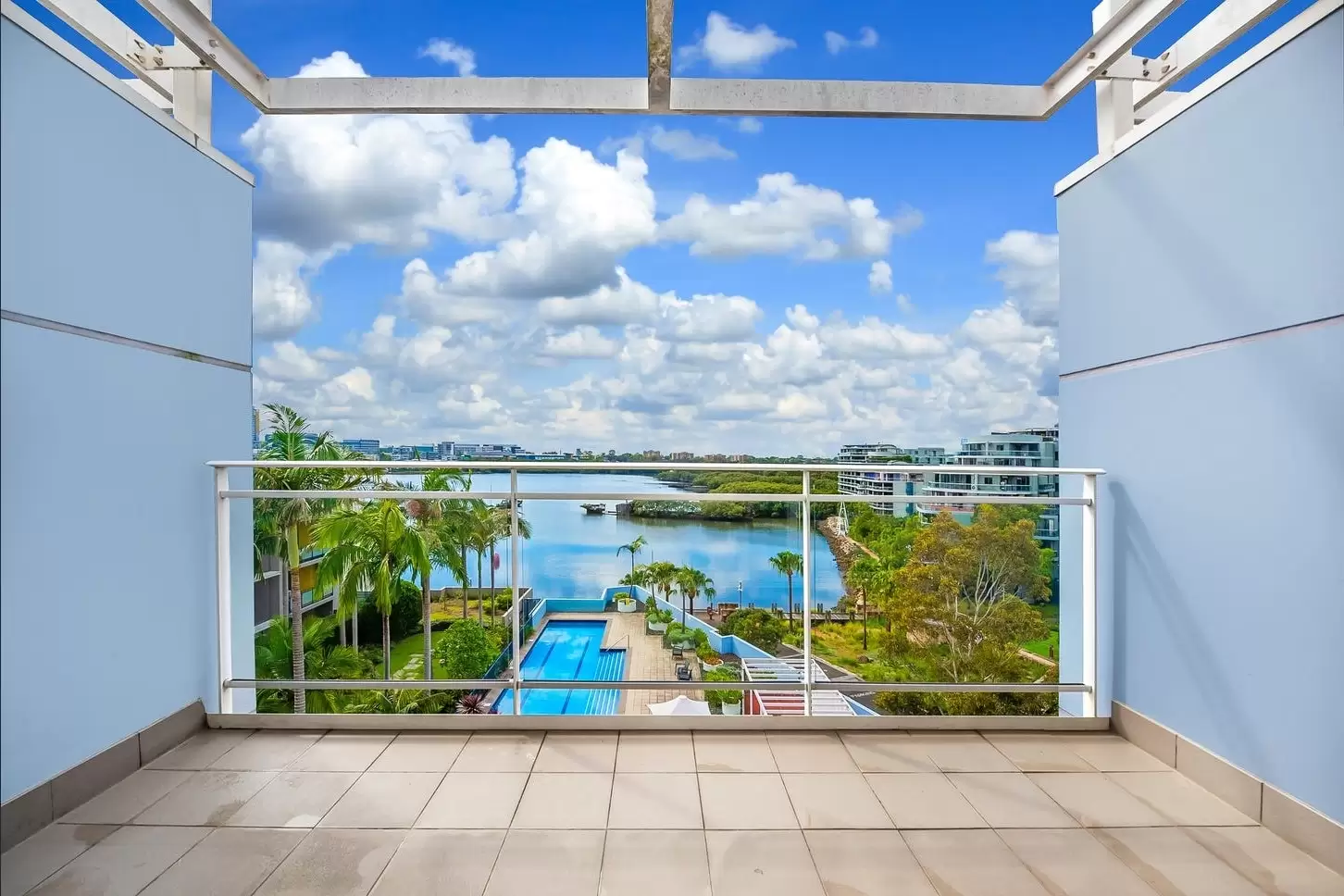 682/4 The Crescent, Wentworth Point Leased by Chidiac Realty - image 1