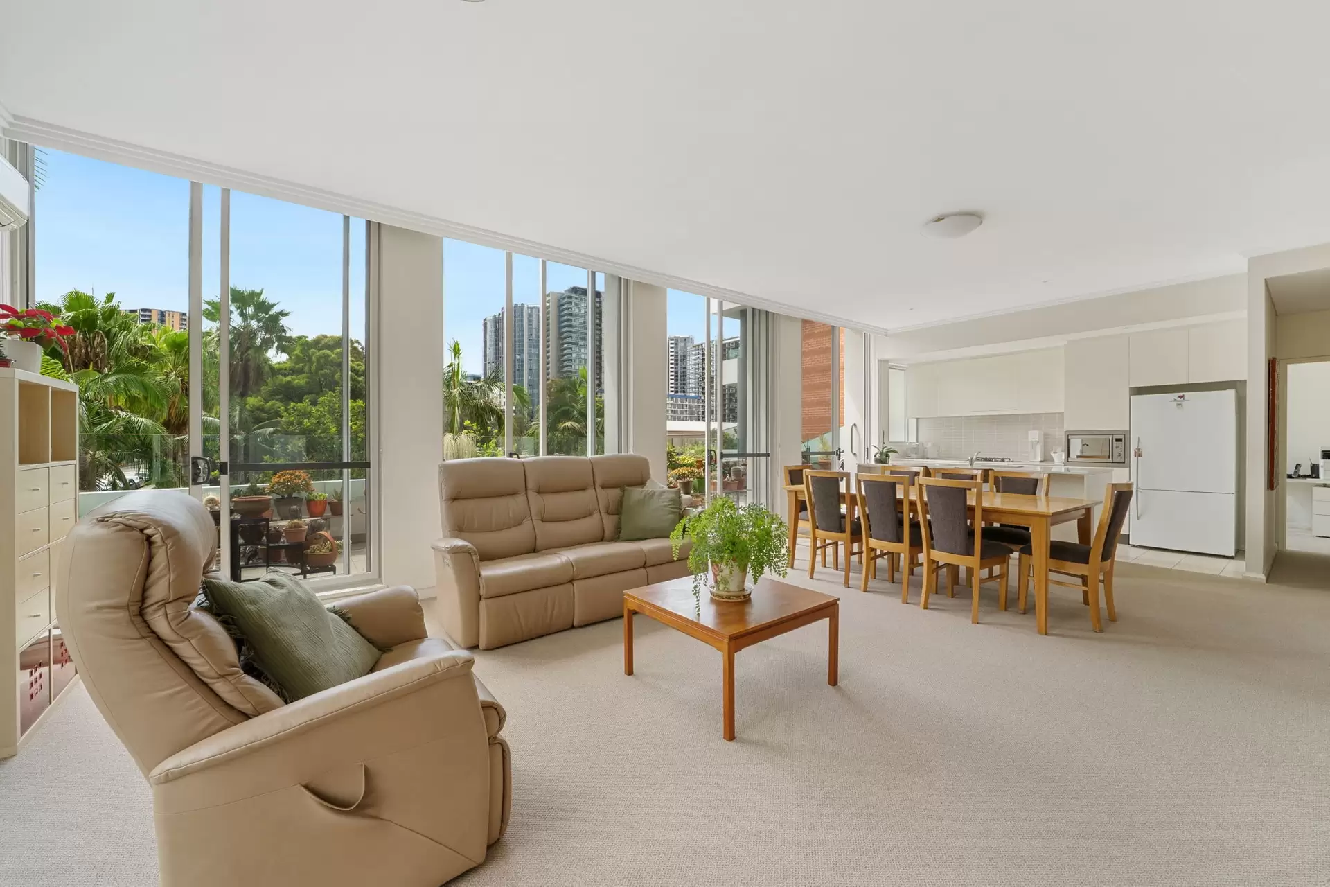 286/33 Hill Road, Wentworth Point Sold by Chidiac Realty - image 1