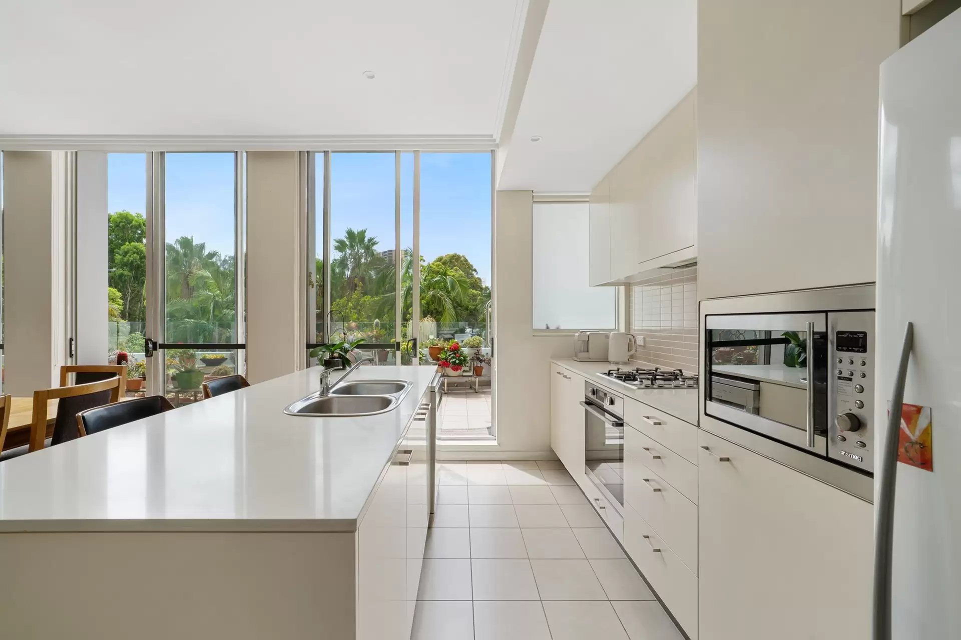 286/33 Hill Road, Wentworth Point Sold by Chidiac Realty - image 1