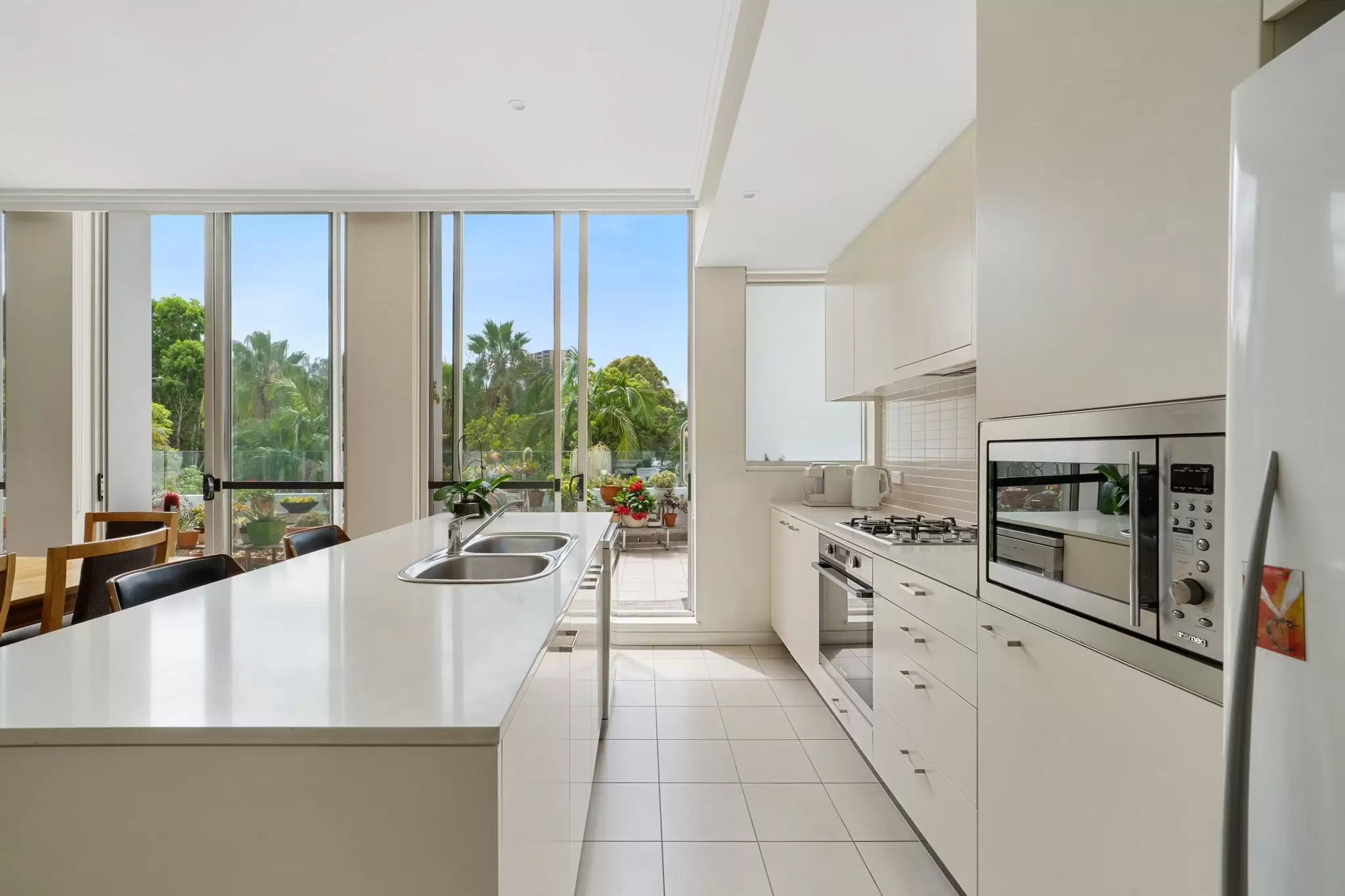 286/33 Hill Road, Wentworth Point Sold by Chidiac Realty - image 4