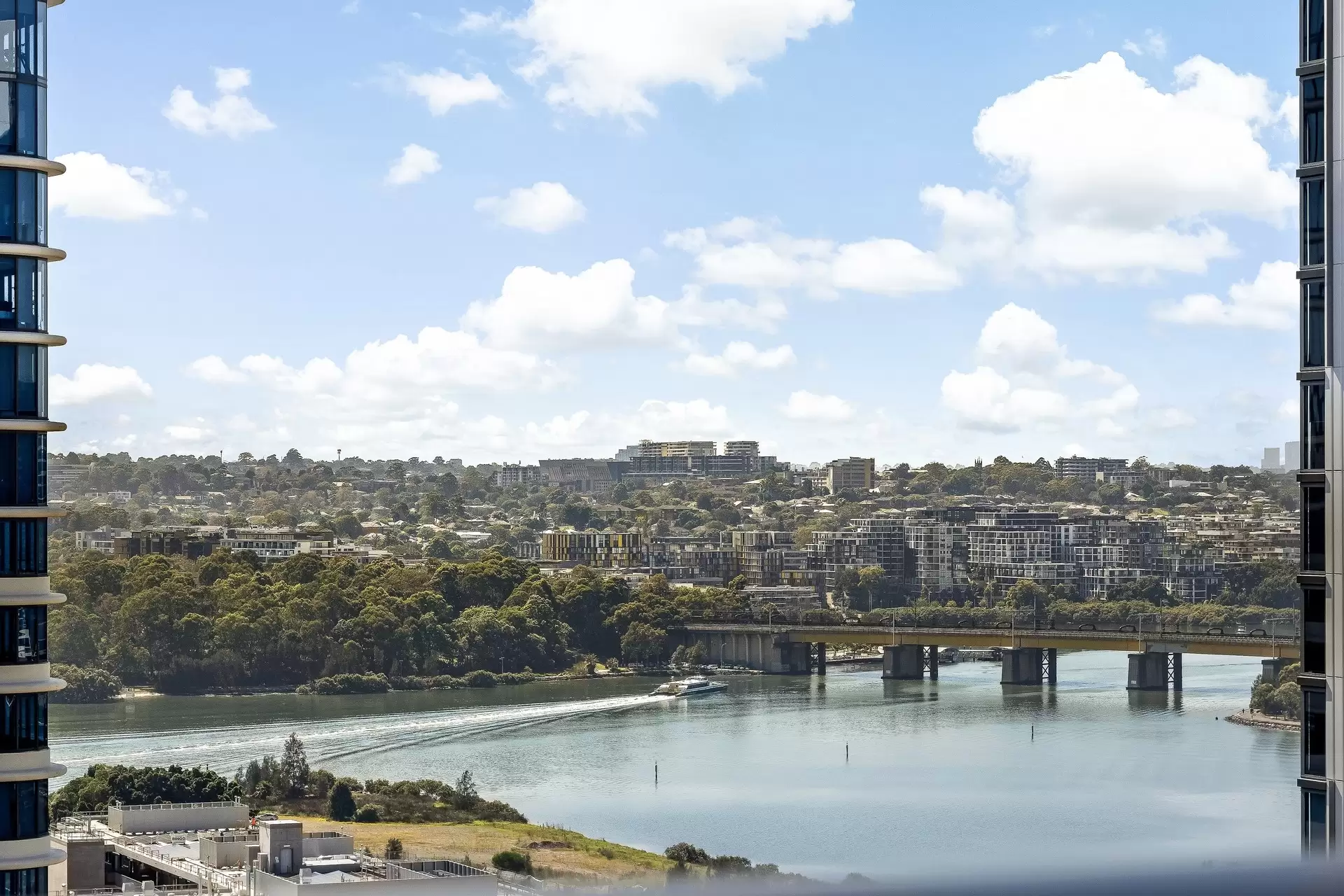 1708/46 Savona Drive, Wentworth Point Sold by Chidiac Realty - image 2