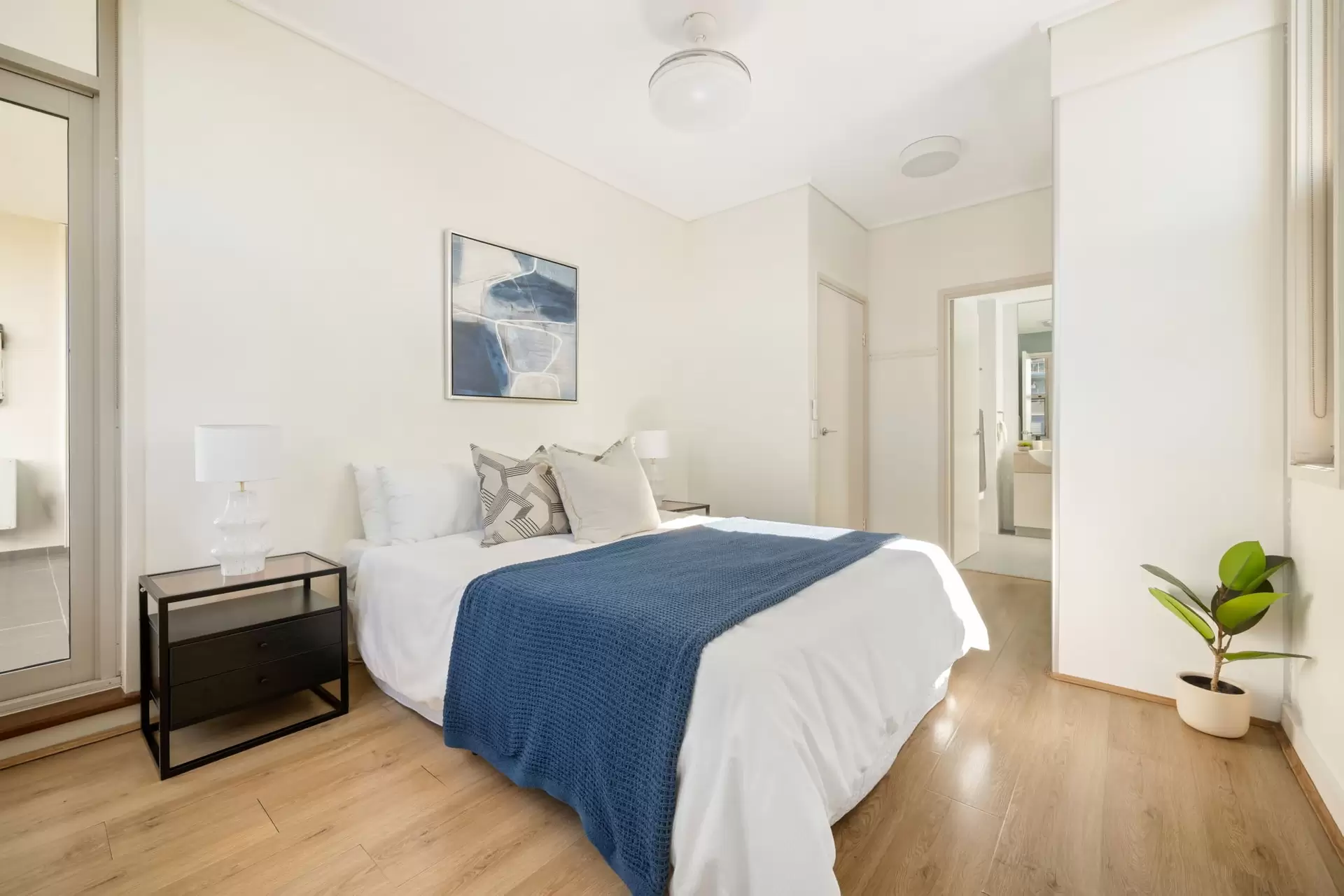 601/1 The Piazza, Wentworth Point Leased by Chidiac Realty - image 1