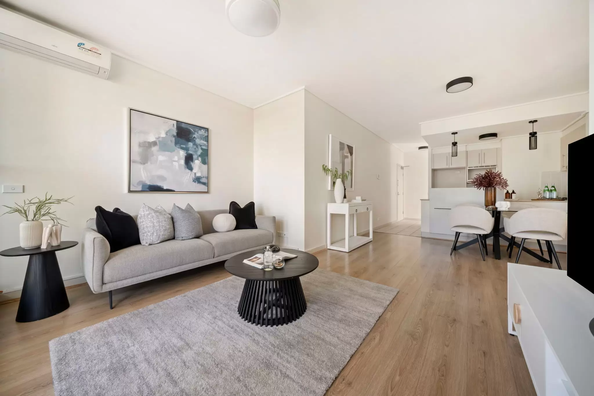 601/1 The Piazza, Wentworth Point Leased by Chidiac Realty - image 2