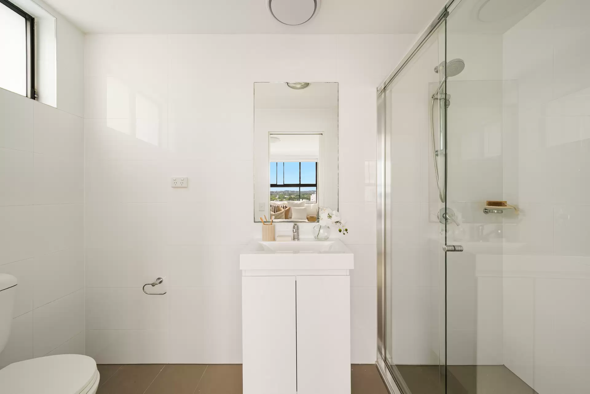 A37/9-11 Weston Street, Rosehill Sold by Chidiac Realty - image 1