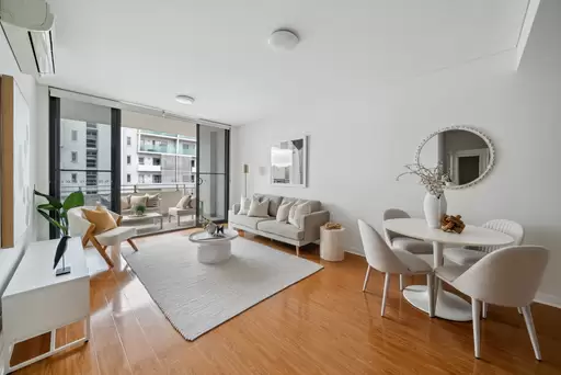 516/6 Baywater Drive, Wentworth Point Sold by Chidiac Realty