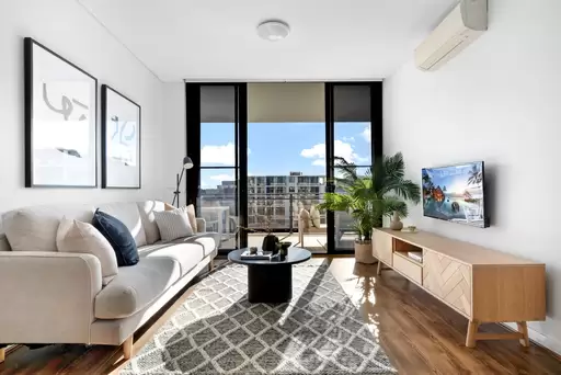 607/18 Corniche Drive, Wentworth Point Sold by Chidiac Realty