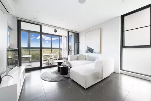 8061/7 Bennelong Parkway, Wentworth Point Leased by Chidiac Realty