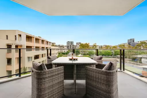 9012/16 Amalfi Drive, Wentworth Point Leased by Chidiac Realty