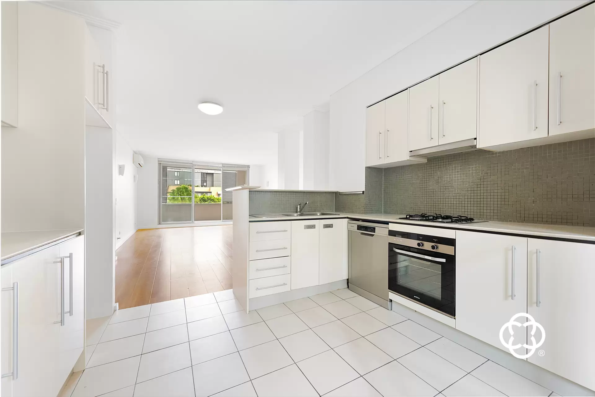 305/4 The Piazza, Wentworth Point Leased by Chidiac Realty - image 1