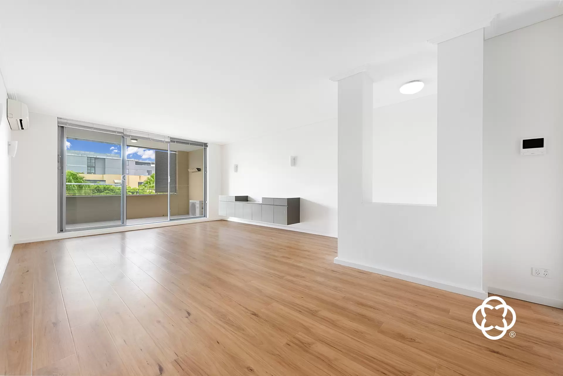 305/4 The Piazza, Wentworth Point Leased by Chidiac Realty - image 1