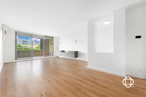 305/4 The Piazza, Wentworth Point Leased by Chidiac Realty