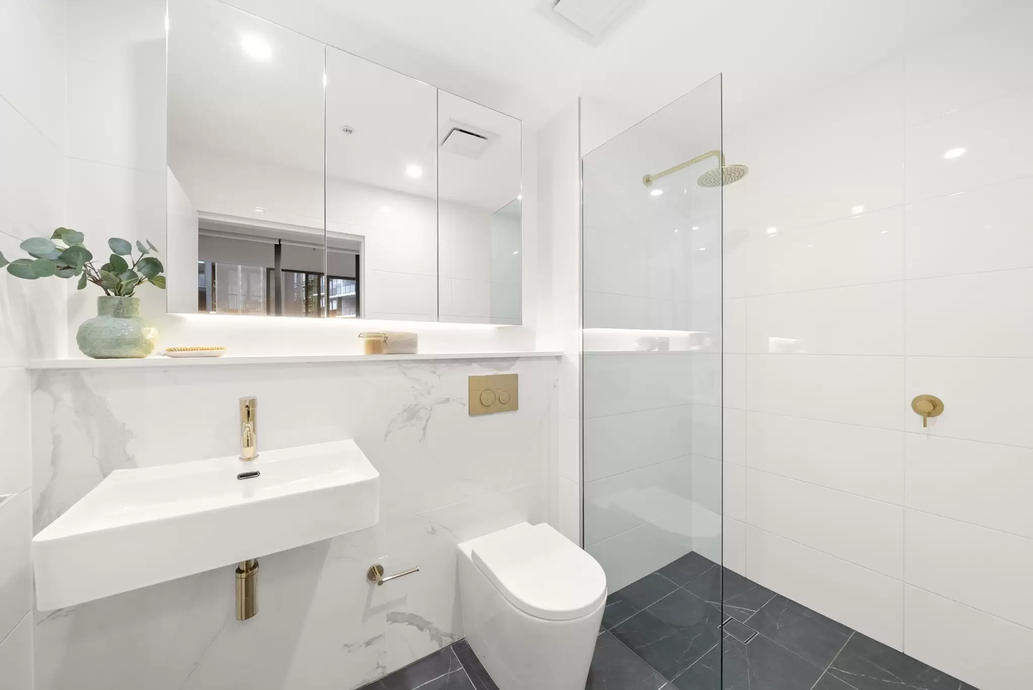 11072/17 Amalfi Drive, Wentworth Point Sold by Chidiac Realty - image 9