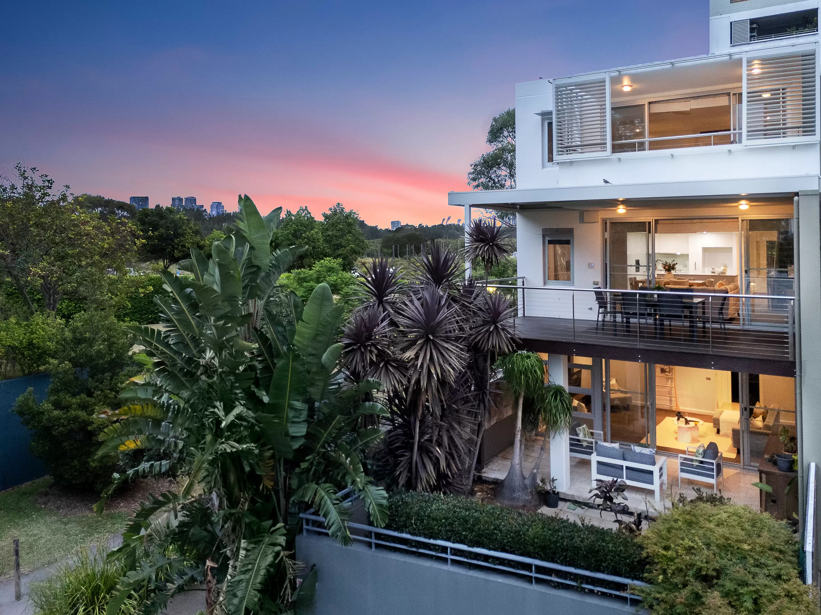 105/1 Amalfi Drive, Wentworth Point Leased by Chidiac Realty - image 3