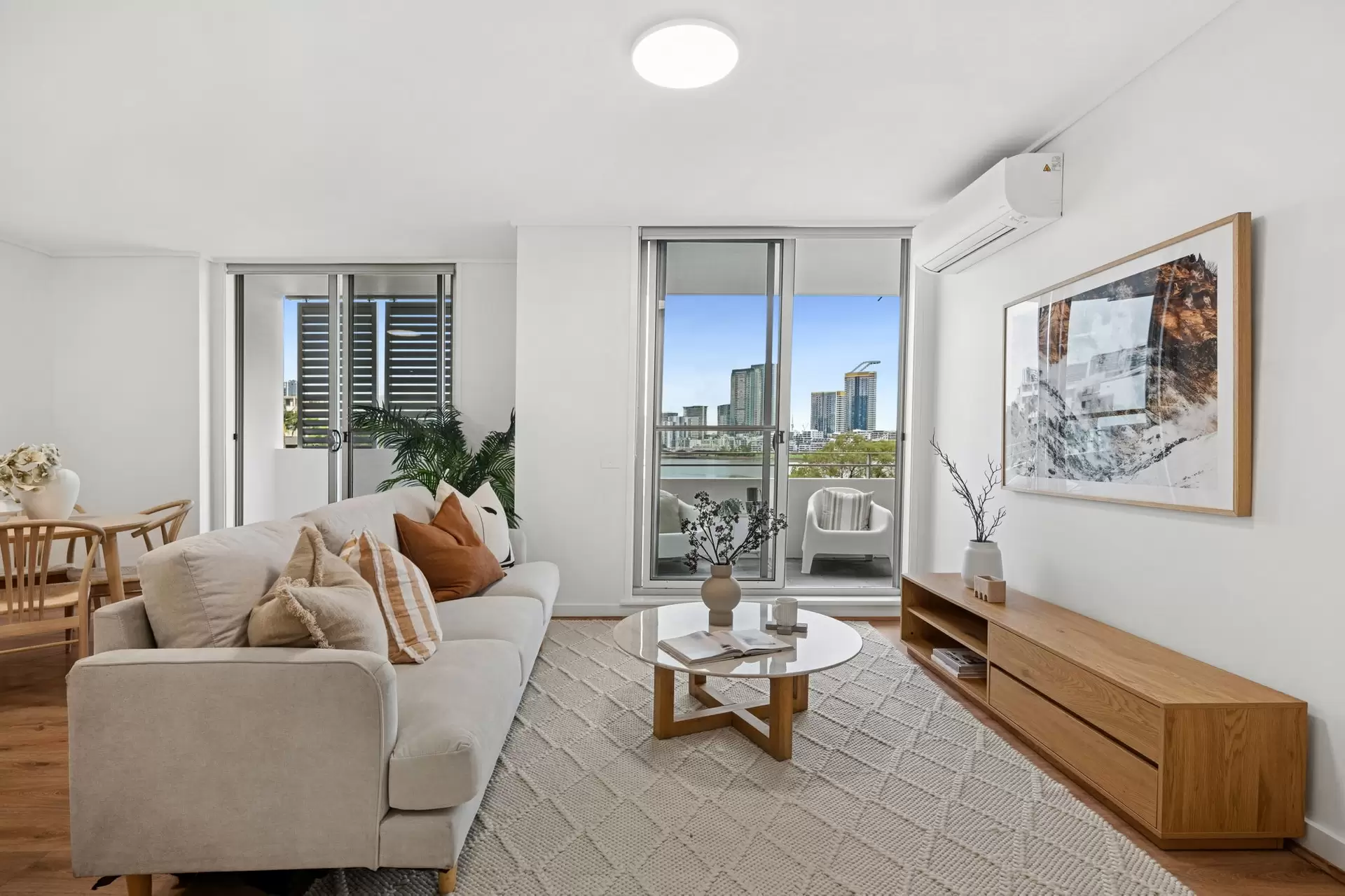 421/25 Bennelong Parkway, Wentworth Point Sold by Chidiac Realty - image 1