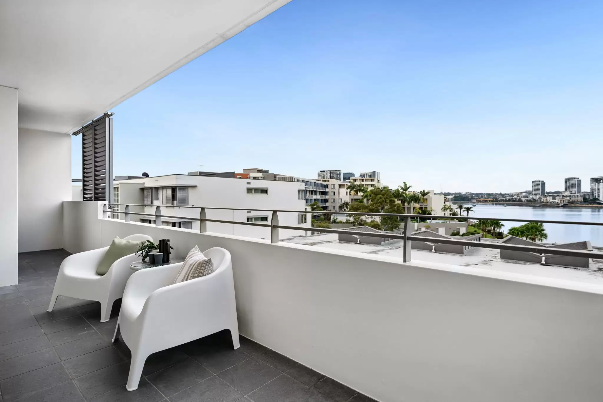 421/25 Bennelong Parkway, Wentworth Point Sold by Chidiac Realty - image 9