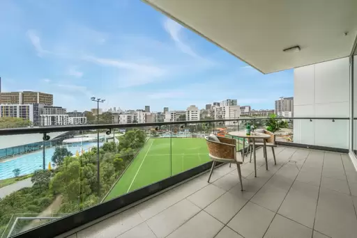 505/8 Rose Valley Way, Zetland Sold by Chidiac Realty