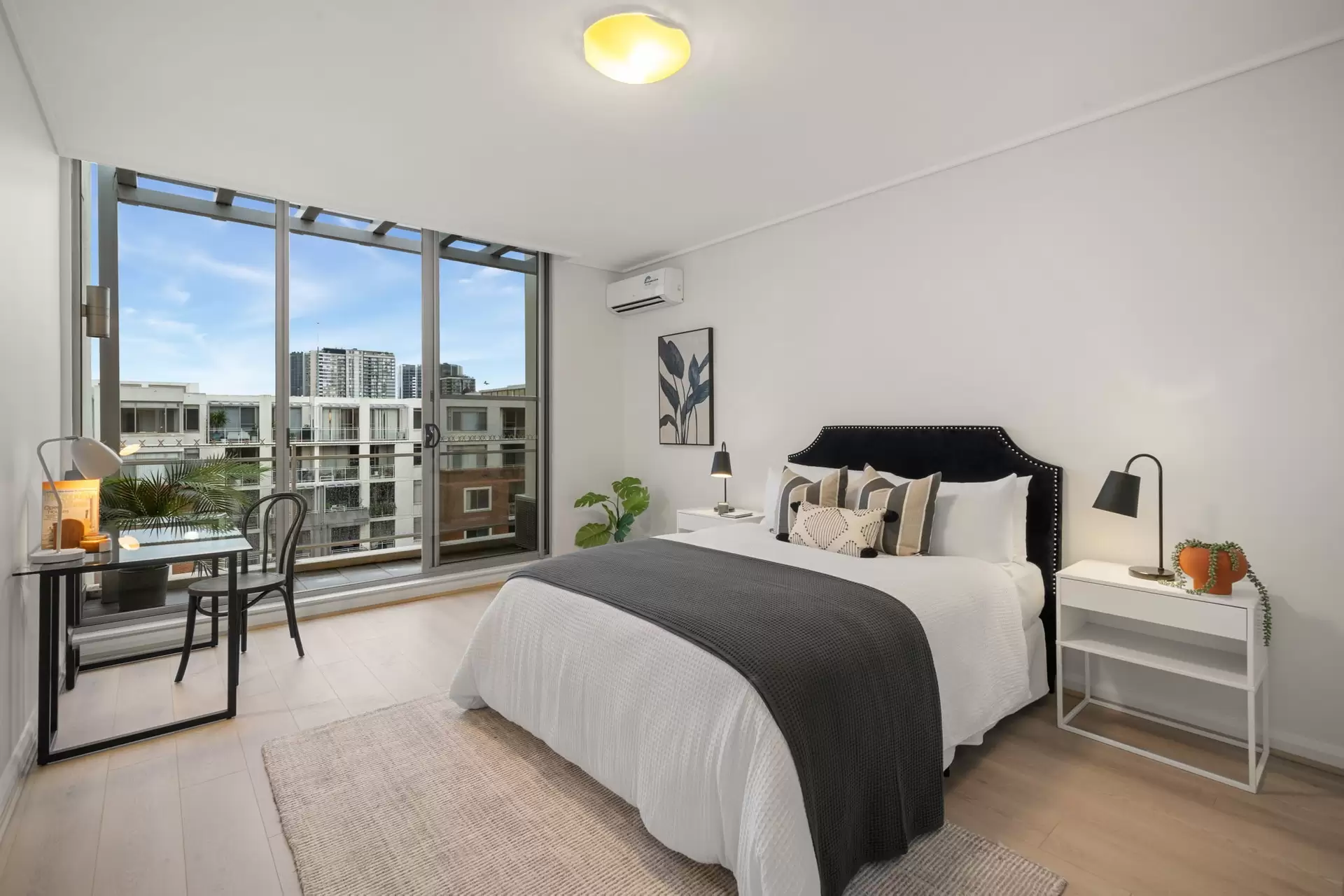712/19 Hill Road, Wentworth Point Sold by Chidiac Realty - image 1