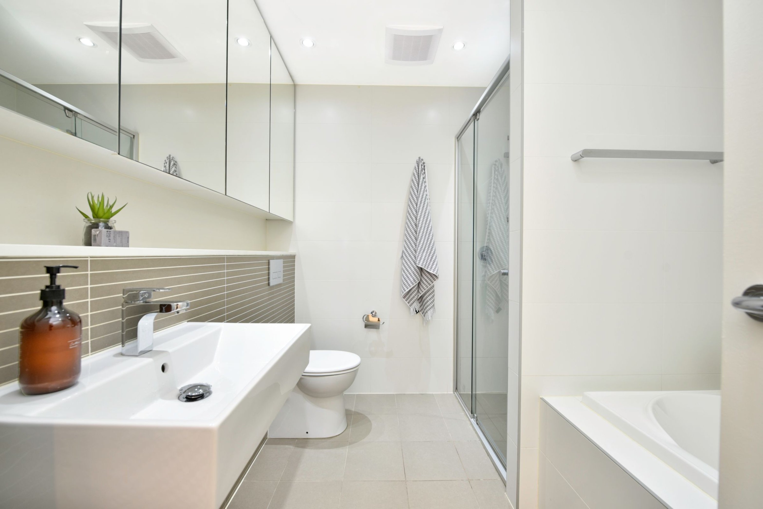 407/48 Amalfi Drive, Wentworth Point Sold by Chidiac Realty - image 8