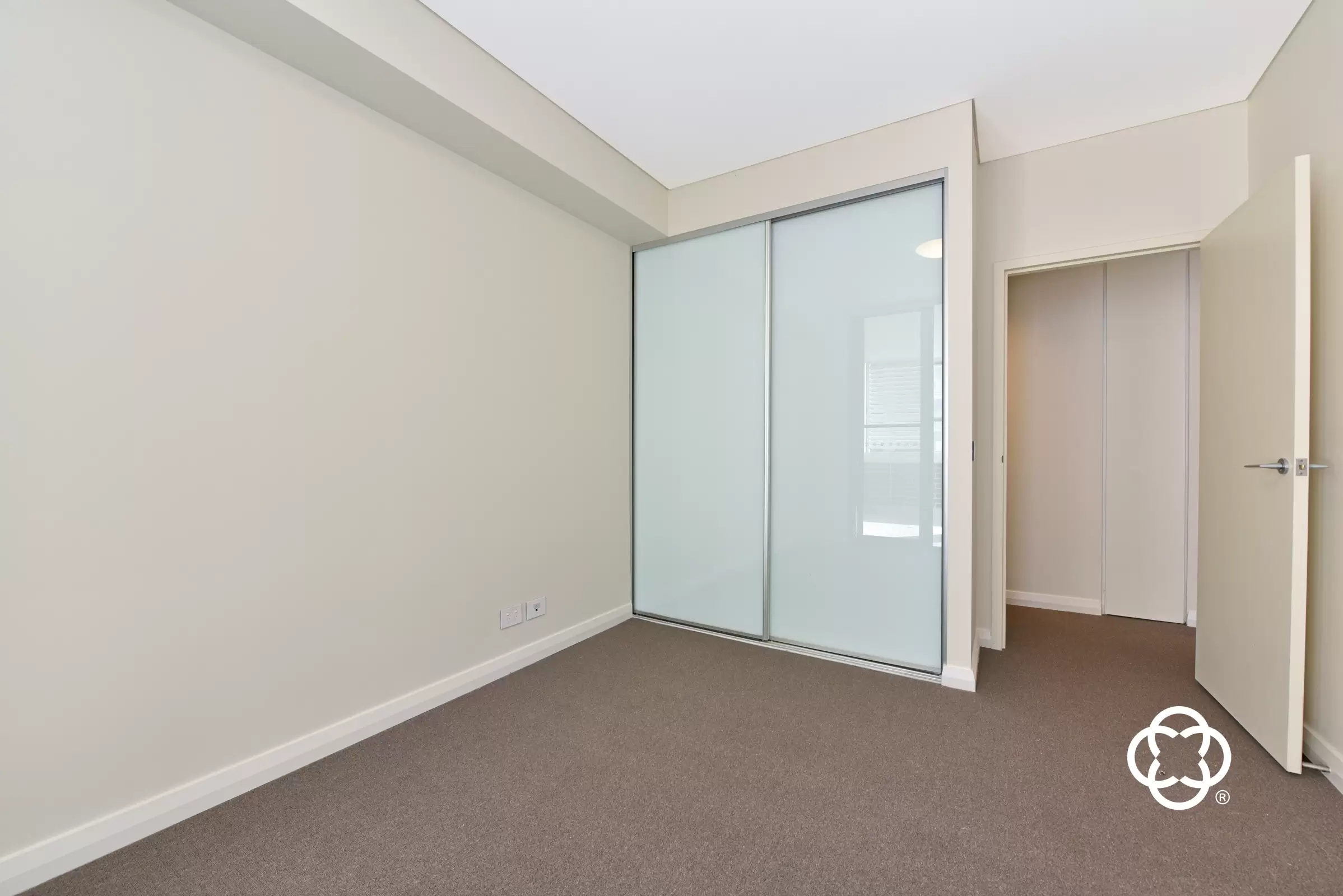 409/27 Hill Road, Wentworth Point Leased by Chidiac Realty - image 4