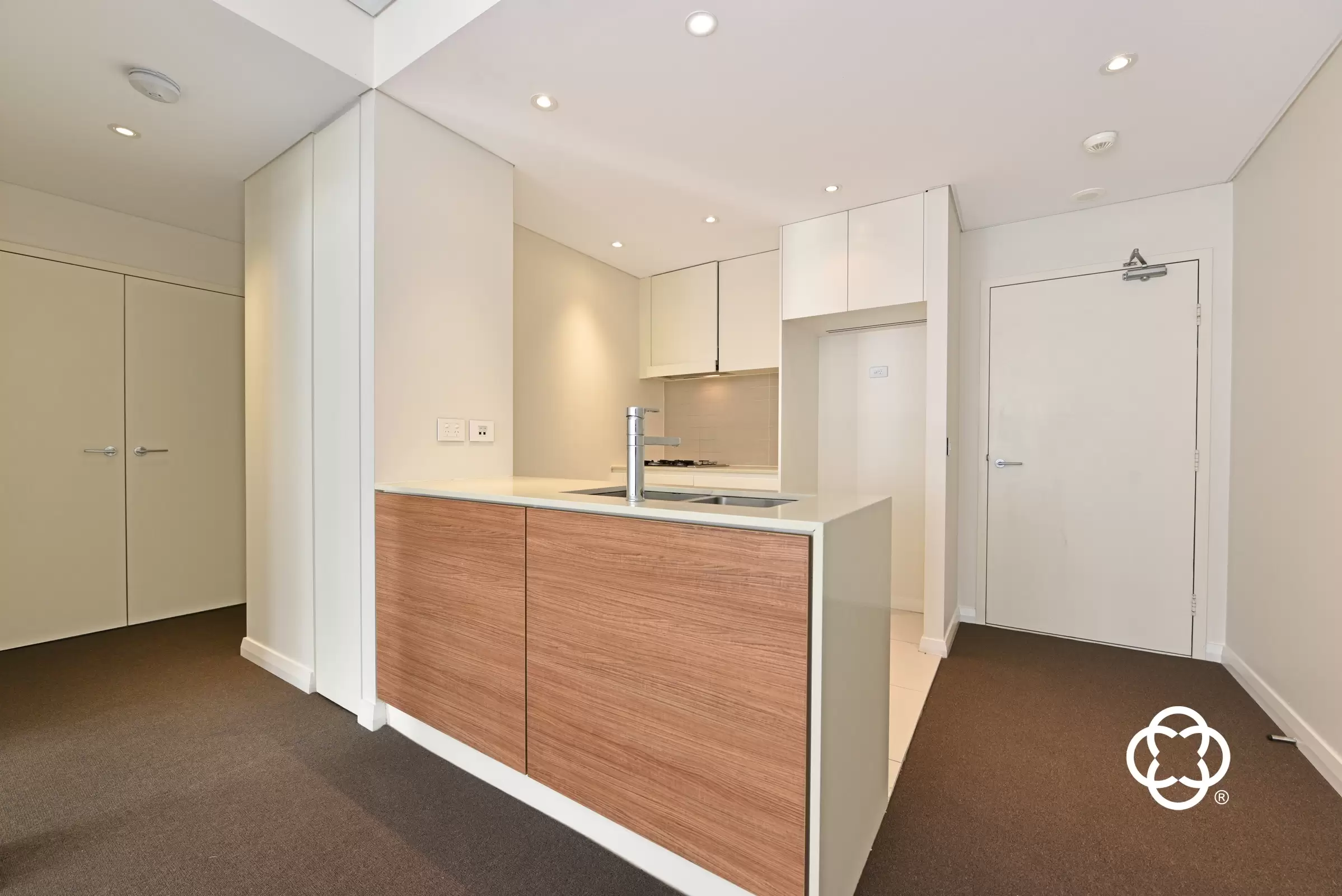 409/27 Hill Road, Wentworth Point Leased by Chidiac Realty - image 2