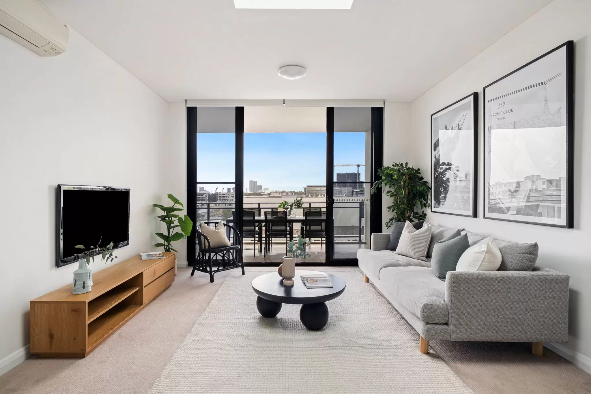 810/22 Baywater Drive, Wentworth Point Sold by Chidiac Realty - image 2