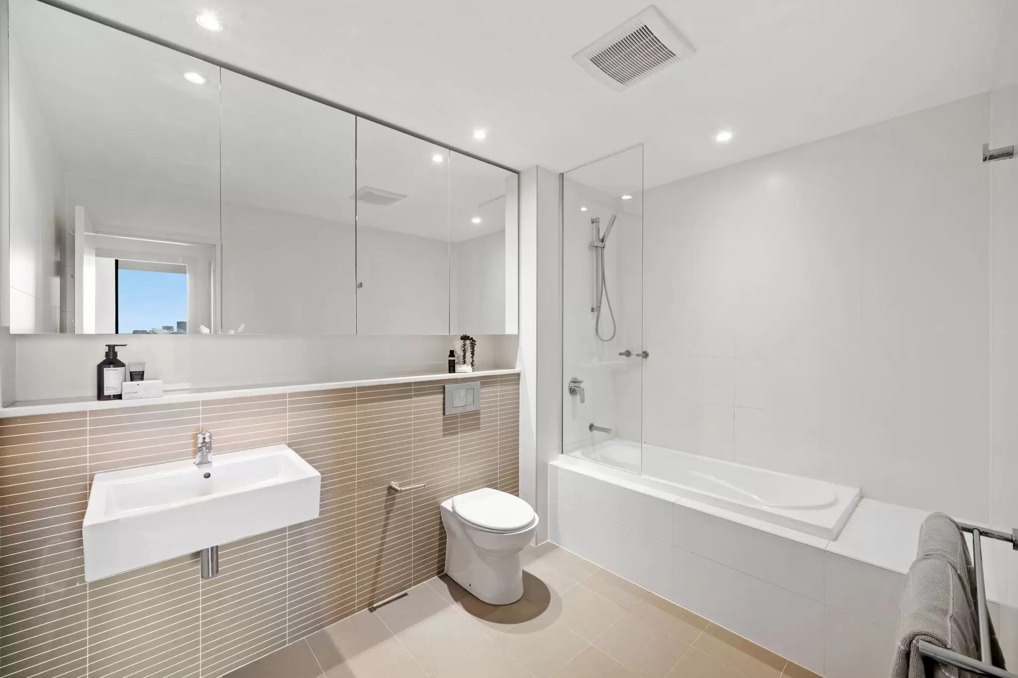 810/22 Baywater Drive, Wentworth Point Sold by Chidiac Realty - image 10