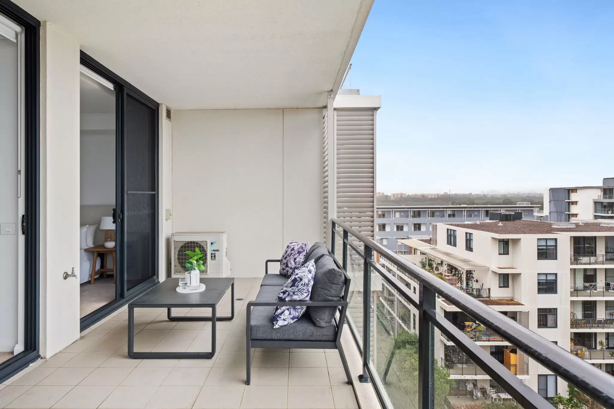 810/22 Baywater Drive, Wentworth Point Sold by Chidiac Realty - image 5