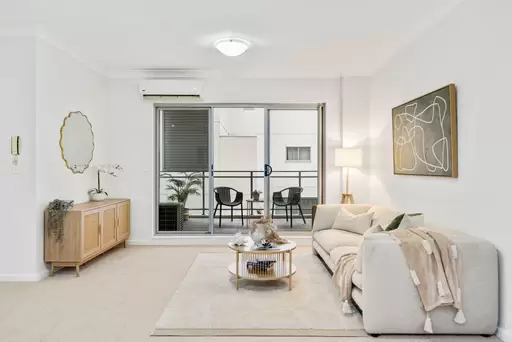 9/104 Railway Terrace, Merrylands Sold by Chidiac Realty