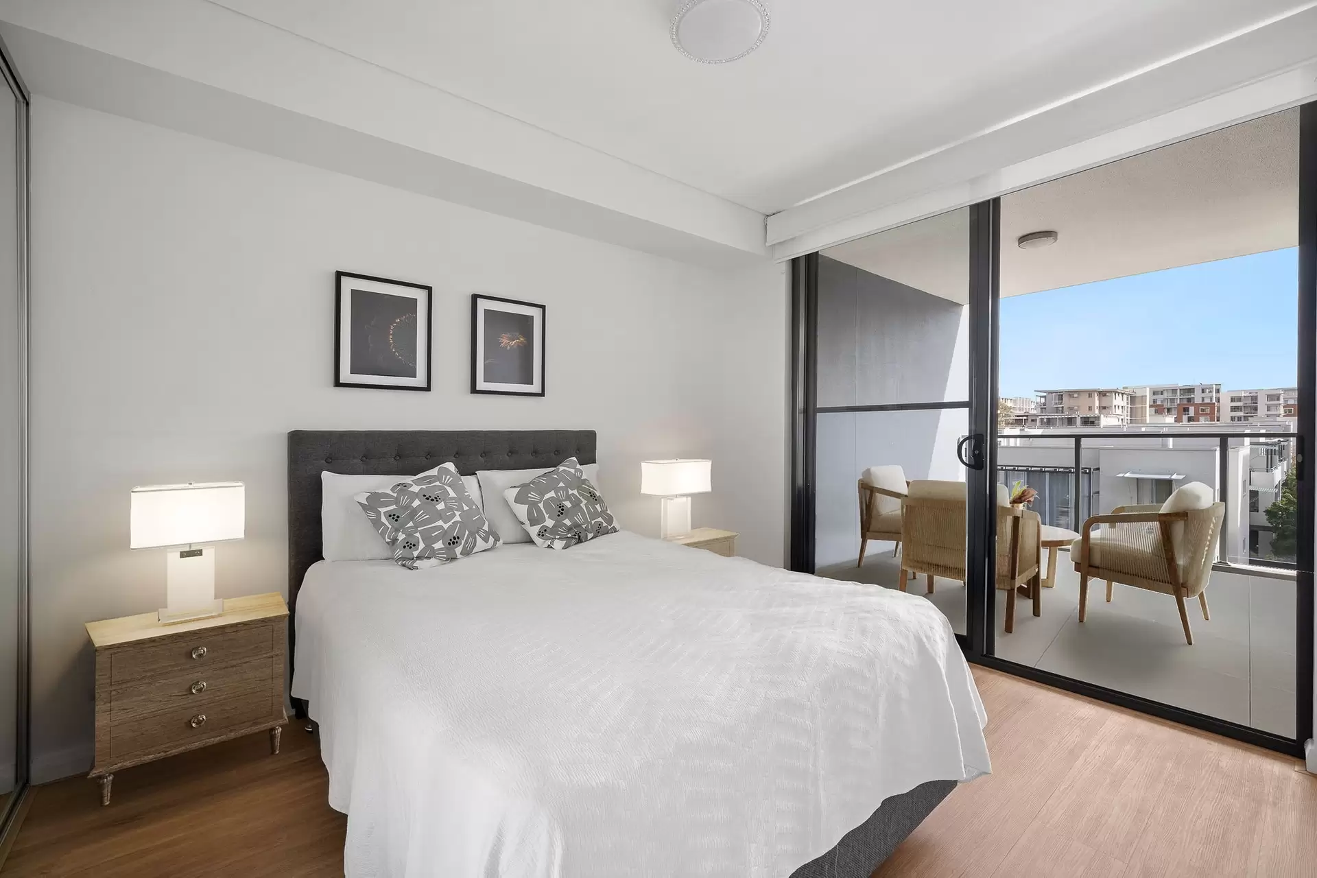 402/8 Marine Parade, Wentworth Point Sold by Chidiac Realty - image 1