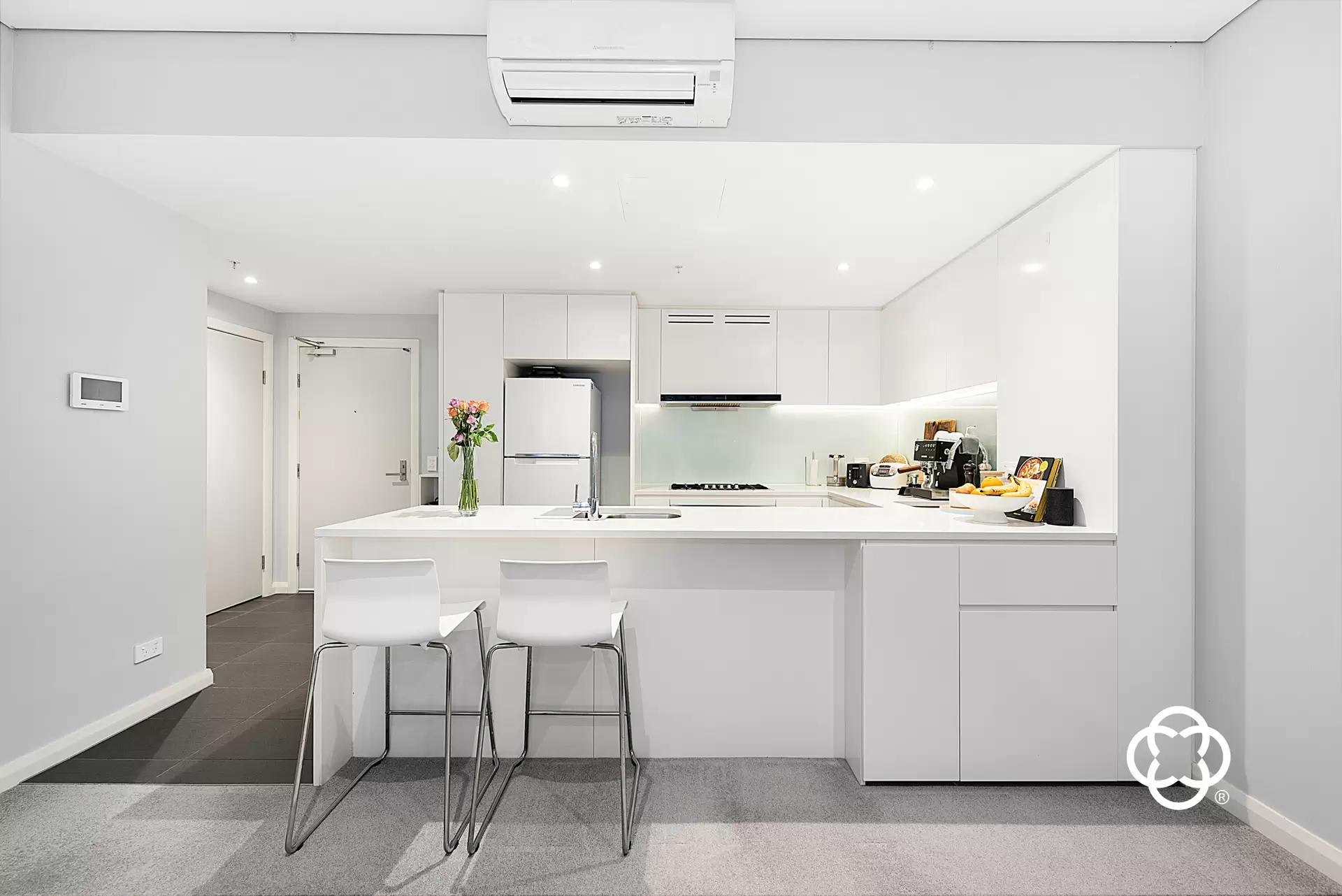403/5 Wentworth Place, Wentworth Point Leased by Chidiac Realty - image 1