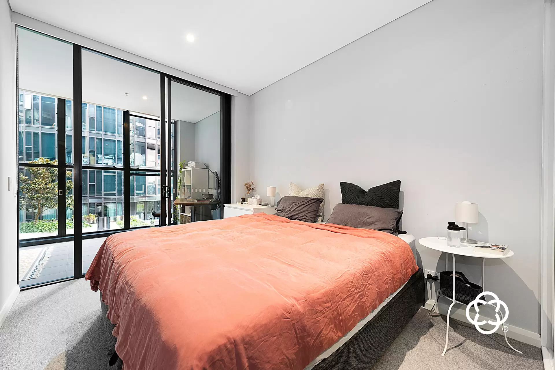 403/5 Wentworth Place, Wentworth Point Leased by Chidiac Realty - image 1