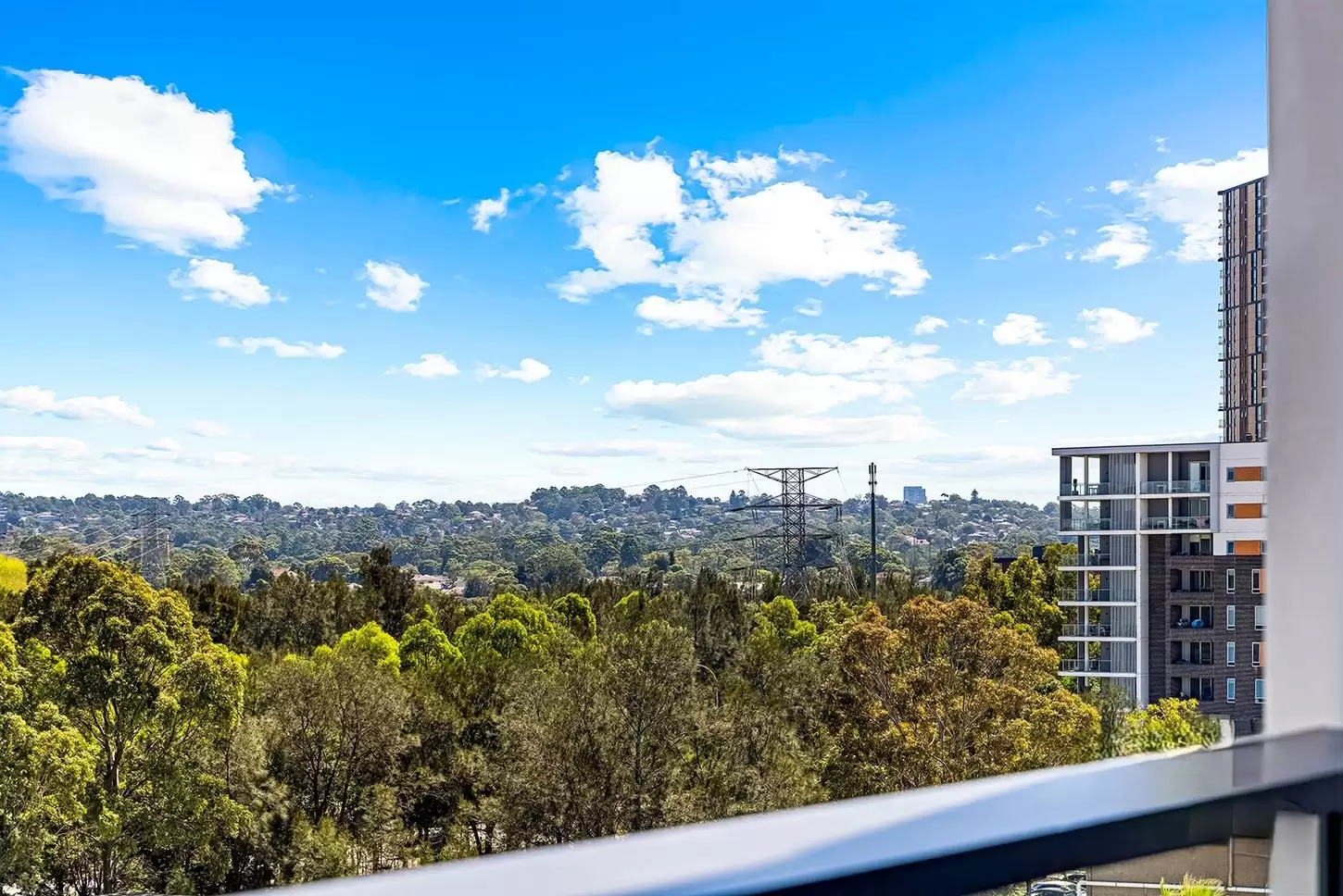301/8 Nuvolari Place, Wentworth Point Leased by Chidiac Realty - image 2