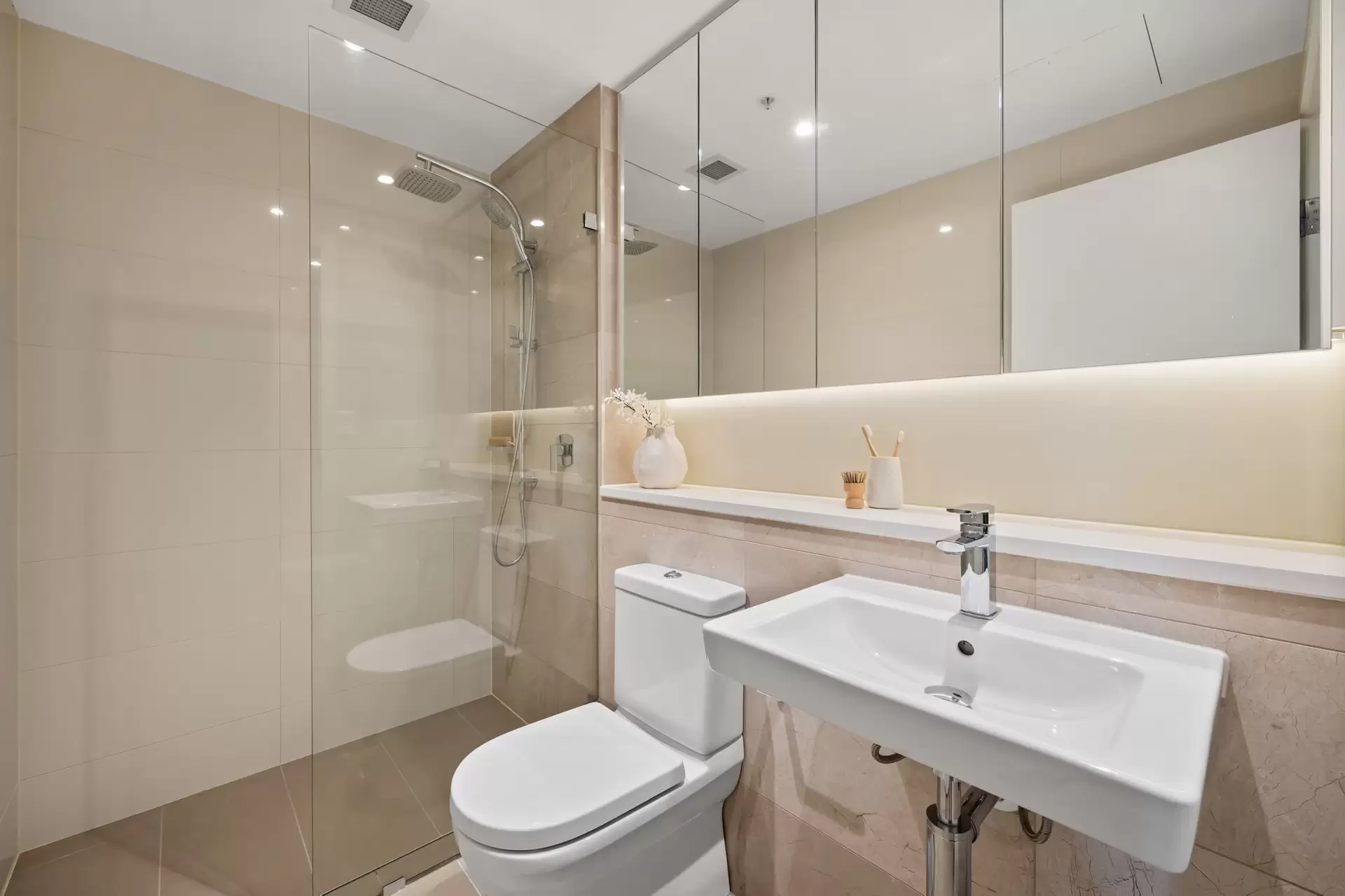 614/18 Footbridge Boulevard, Wentworth Point Sold by Chidiac Realty - image 1