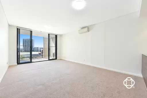 715/16 Baywater Drive, Wentworth Point Leased by Chidiac Realty