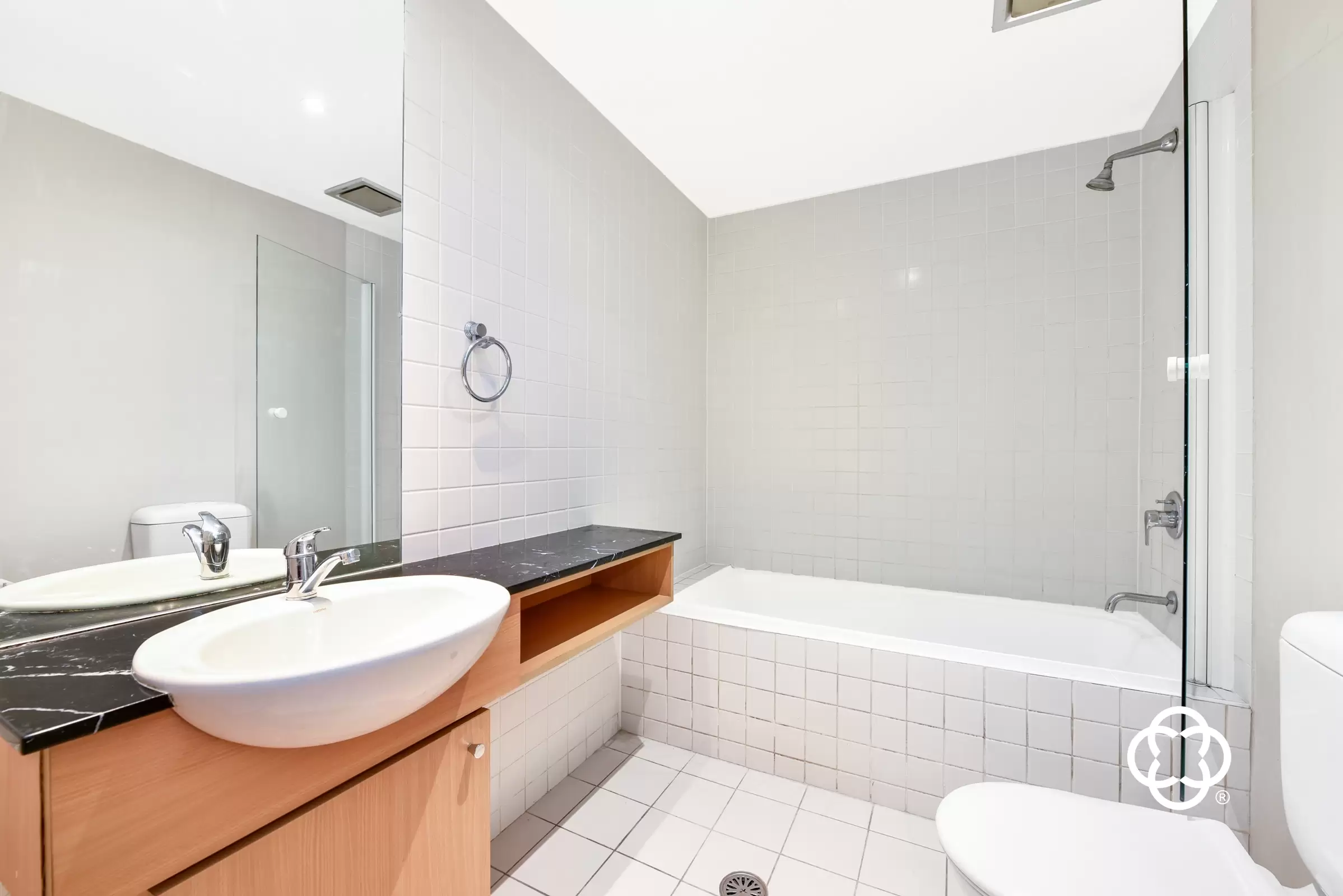 77/27 Bennelong Parkway, Wentworth Point Leased by Chidiac Realty - image 6