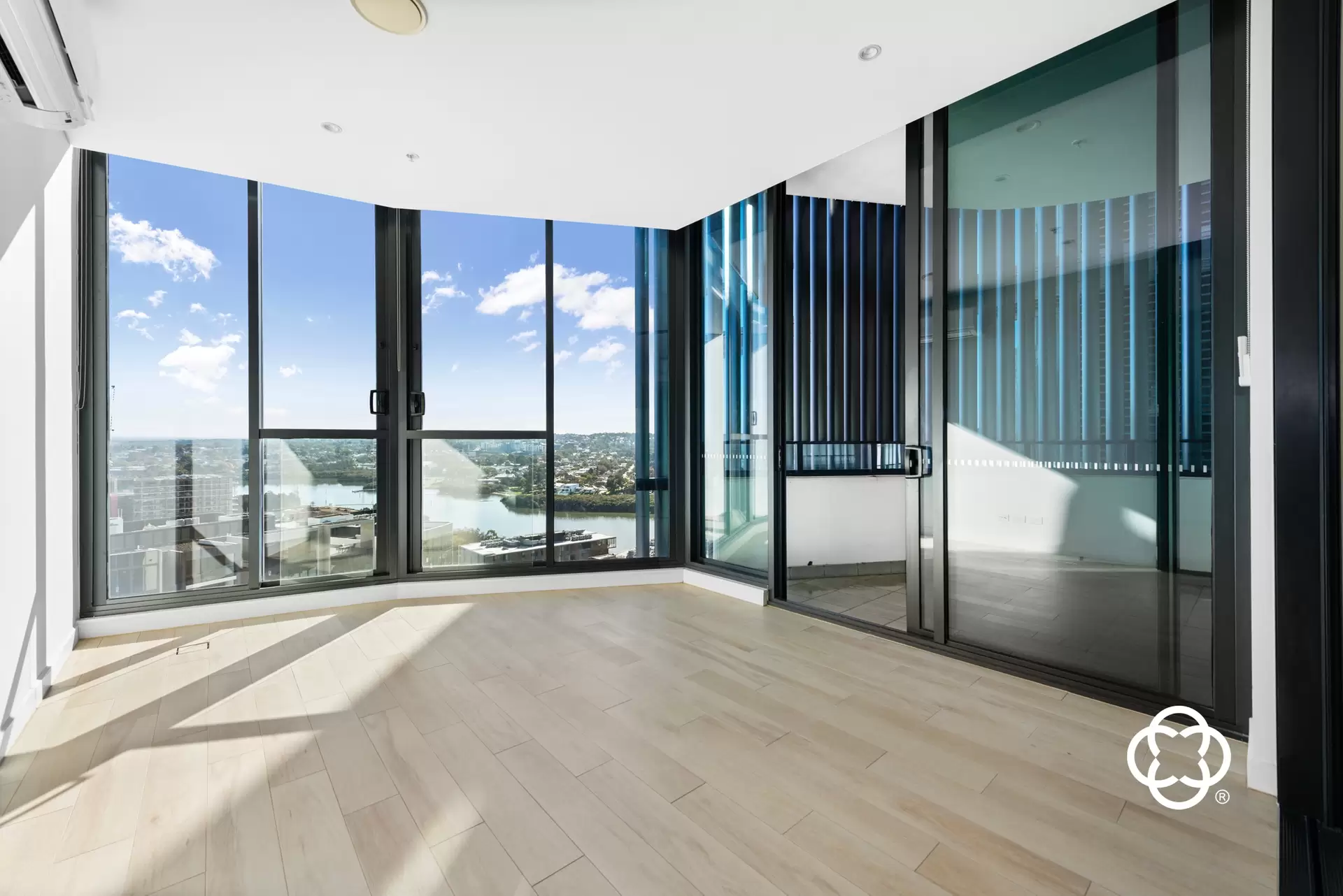 1914/17 Wentworth Place, Wentworth Point Leased by Chidiac Realty - image 1