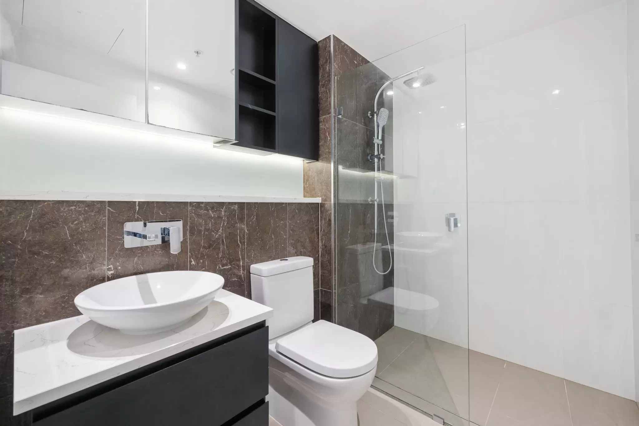602/13 Wentworth Place, Wentworth Point Sold by Chidiac Realty - image 8