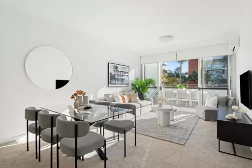 329/23 Savona Drive, Wentworth Point Sold by Chidiac Realty