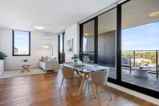 803/19 Verona Drive, Wentworth Point Sold by Chidiac Realty