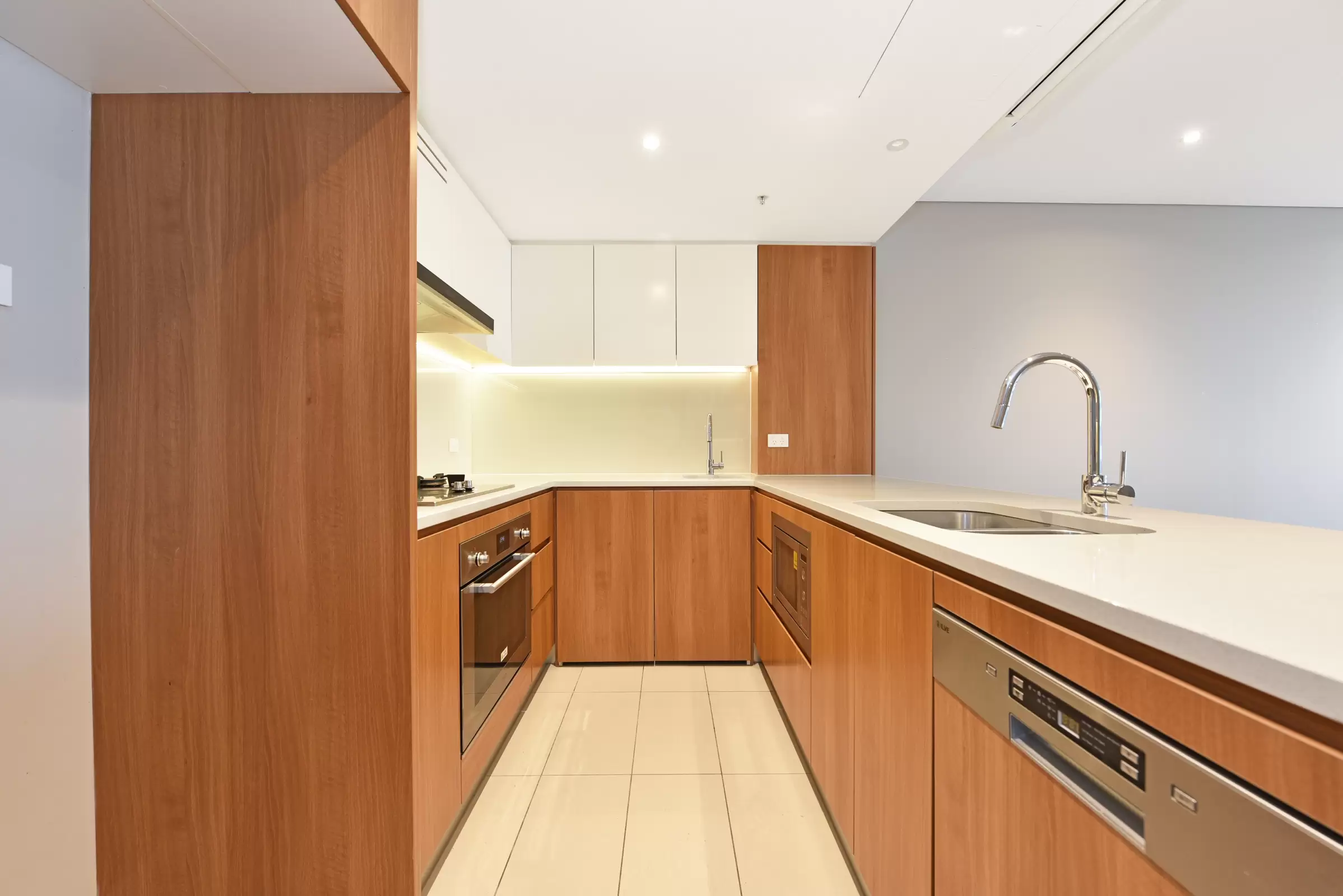 805/2 Waterways Street, Wentworth Point Sold by Chidiac Realty - image 3